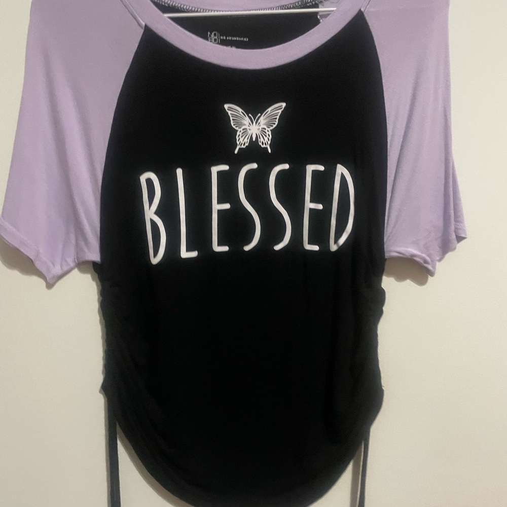 No Boundaries Black and White Raglan Ruched T-Shirt